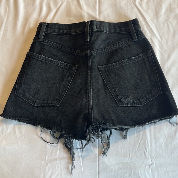 $210 FRAME Size 24 Le Original Distressed Raw Hem Jean Denim Shorts EUC - Picture 4 of 12